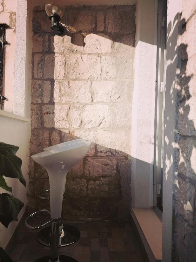 Apartamento Stone House Slatine Exterior foto